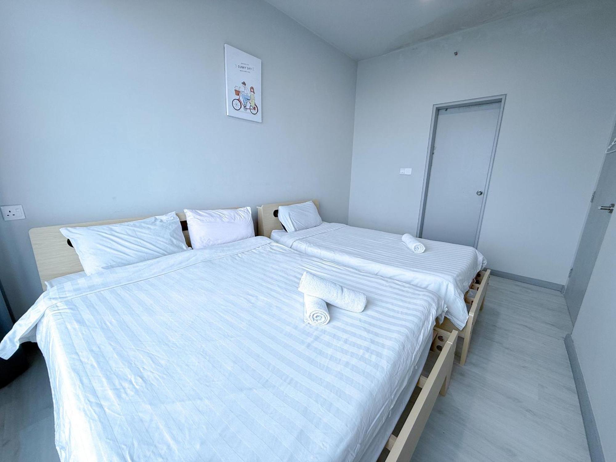 Jesselton Quay Near Jesselton Point Suria Sabah Gaya Street By Chillmore *